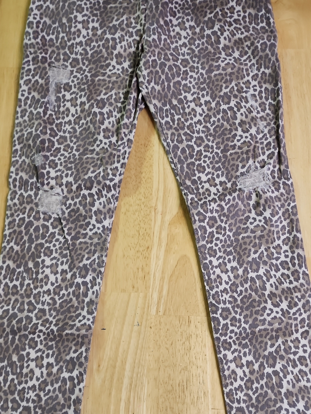 The Children's Place Girls Leopard Print Distressed Skinny Jeans Size 16 NWOT - Picture 2 of 9